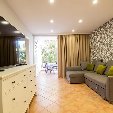 Loropalm アパート