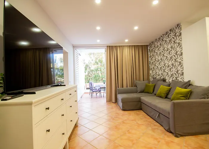 Loropalm アパート